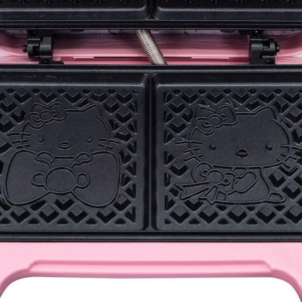HELLO KITTY Pink Square Waffle Maker